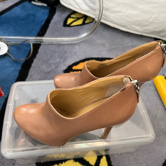 Nine West Caramel high heels booties-5” heel - Picture 1 of 5